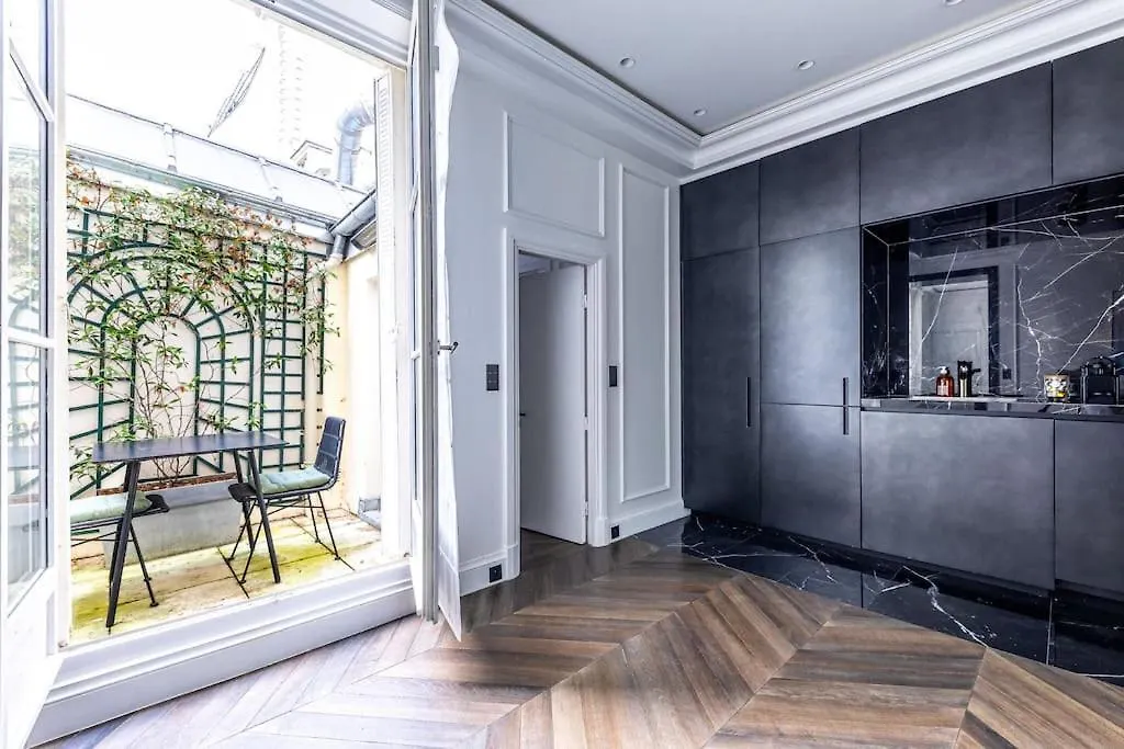 Appartement Elysees Gem 2-Bedroom Paris