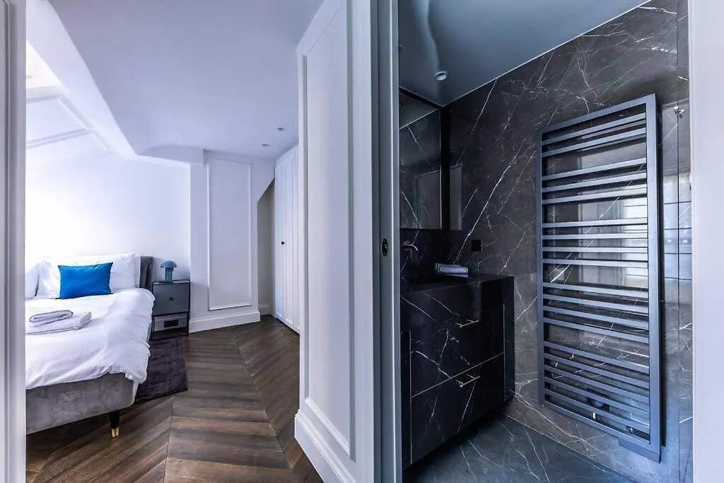 Elysees Gem 2-Bedroom Paris 0*,